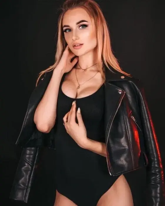 Story by Alina